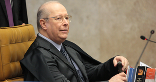 Resolução da Câmara é 'absolutamente ineficaz' para Bolsonaro, diz Celso de Mello