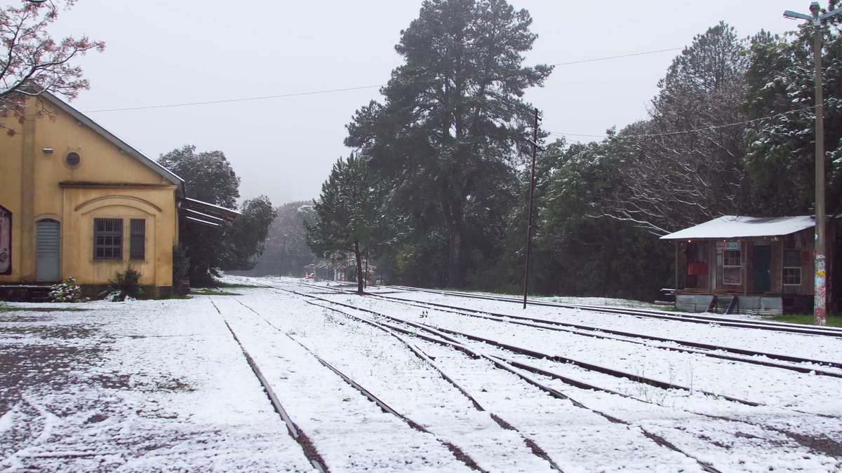 Neve E Registrada Em Pelo Menos 30 Municipios Do Rs E Cinco De Sc