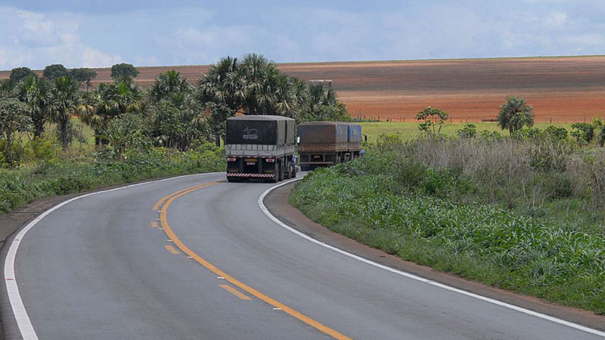 Carros em 2023  Como desenhar caminhão, Frases de caminhão