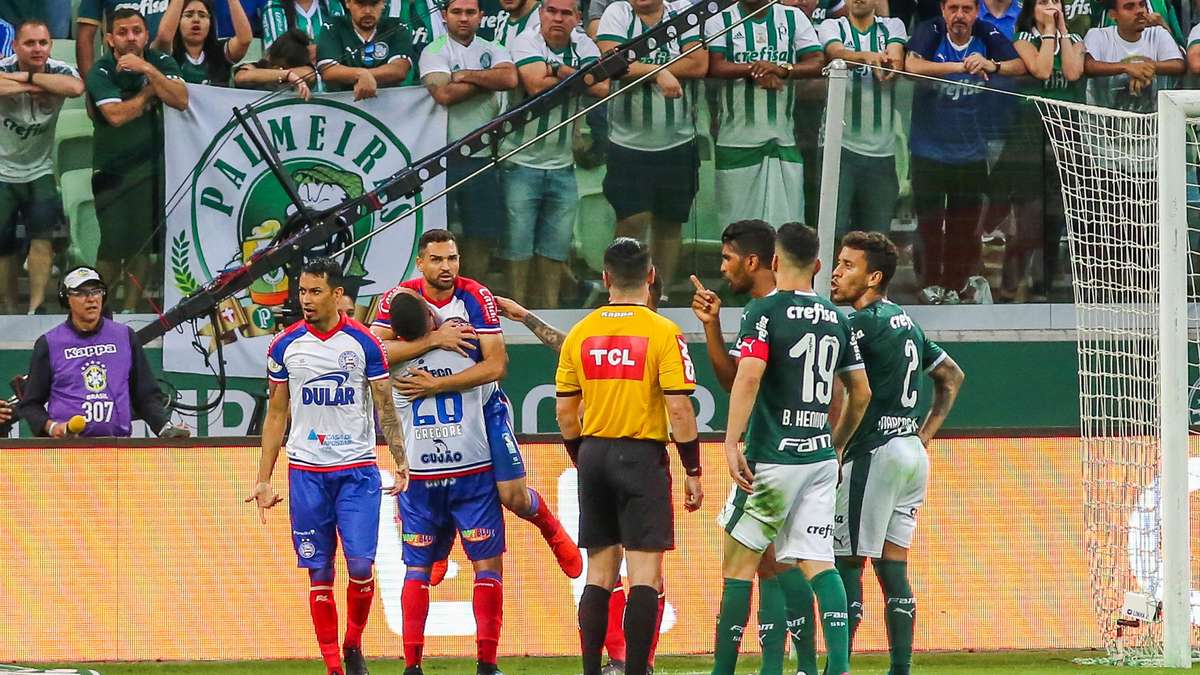 ATUAÇÕES: Lucca conta com a sorte e garante vitória em jogo pouco