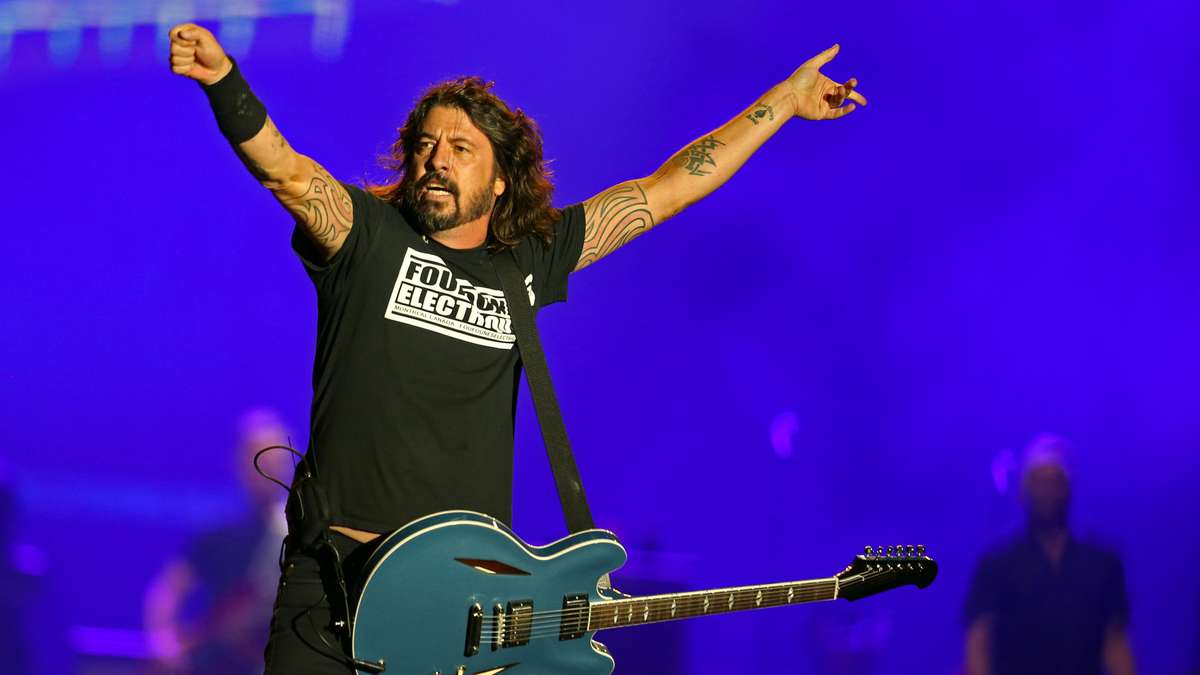 Foo Fighters retorna ao Brasil como principal atração de festival