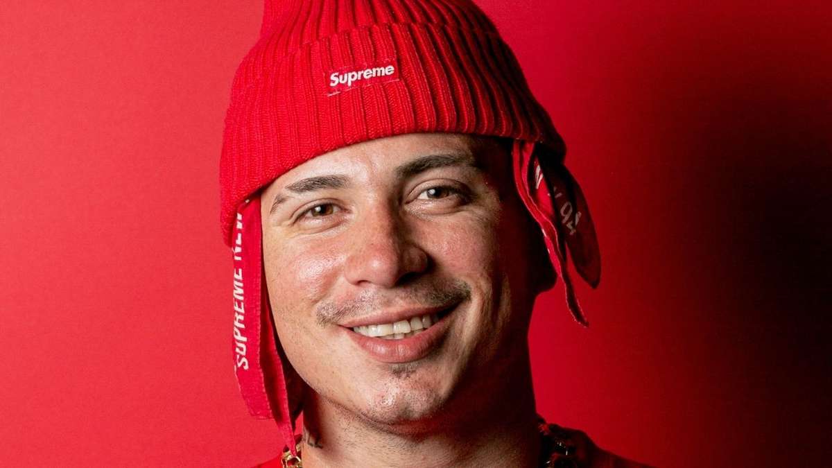 Em seu "Melhor Momento", Felp 22 lança álbum inédito
