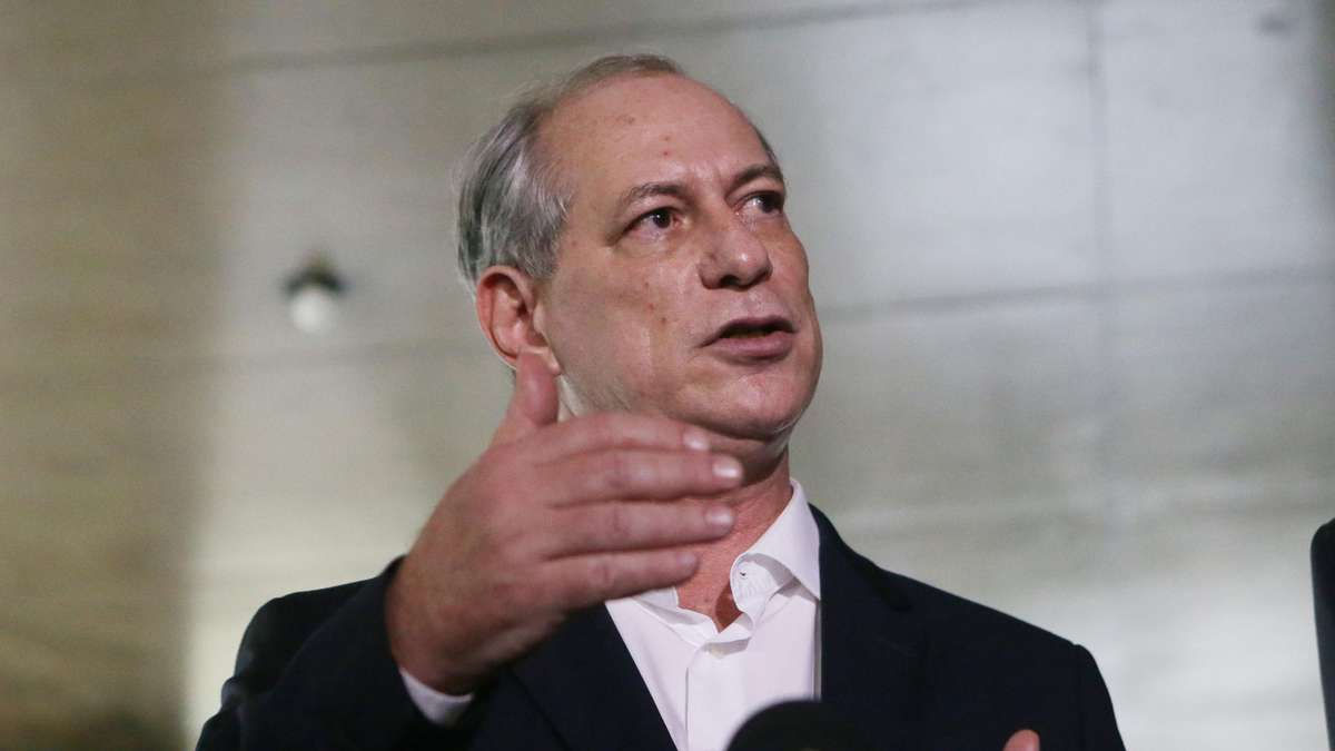 Ciro suspende pr candidatura ap s PDT aderir PEC