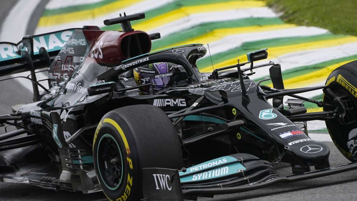 Qual é o motor do carro do Hamilton?