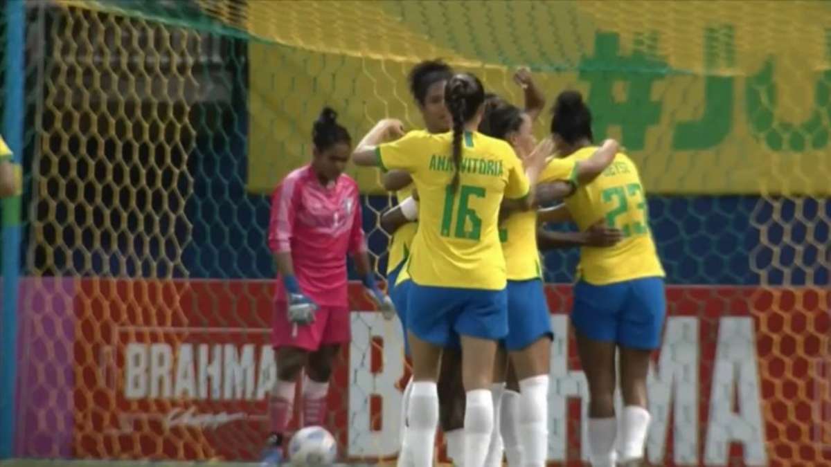 Seleção Feminina goleia Índia no jogo de despedida de Formiga com a camisa  8 canarinha - Lance!