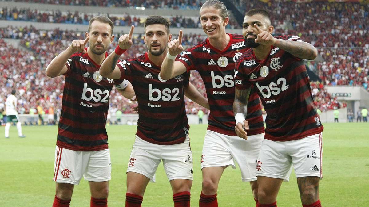 Barca zarpando! Flamengo indica saída de quatro jogadores em fim