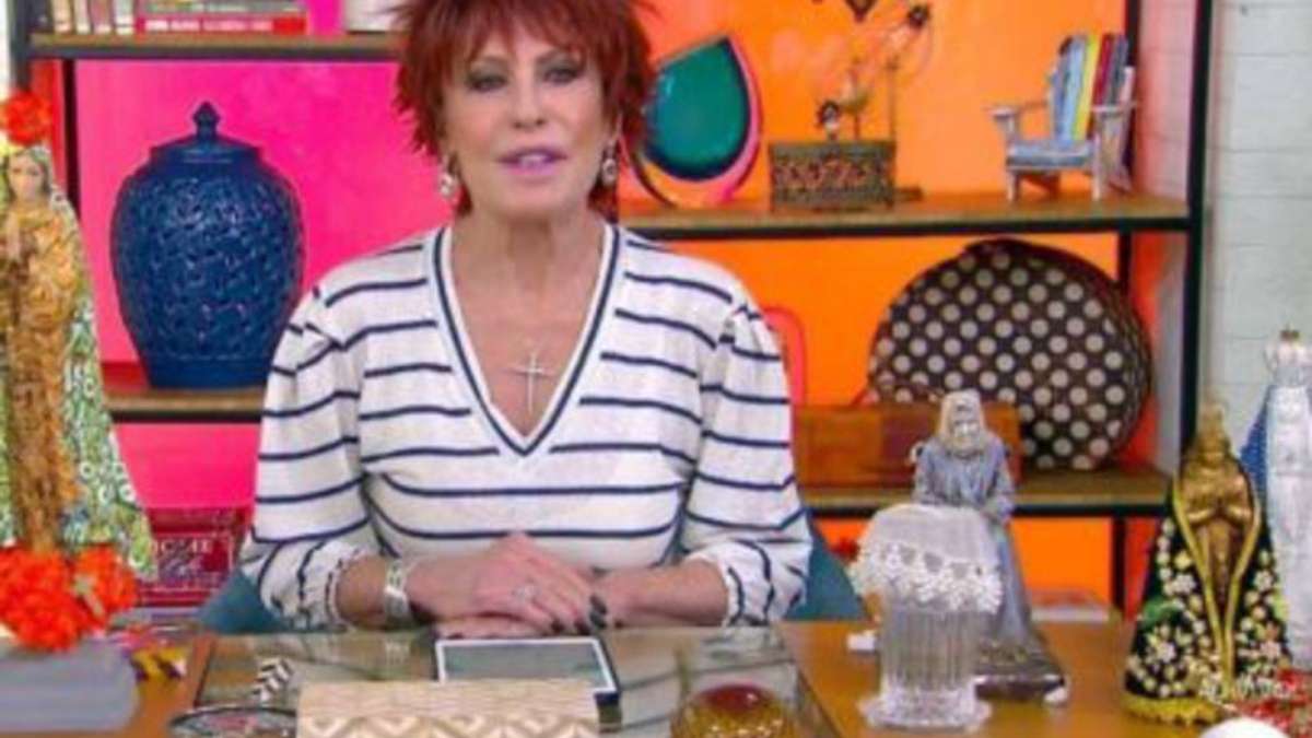 Ana Maria Braga abre o 'Mais Você' com música de 'Naruto