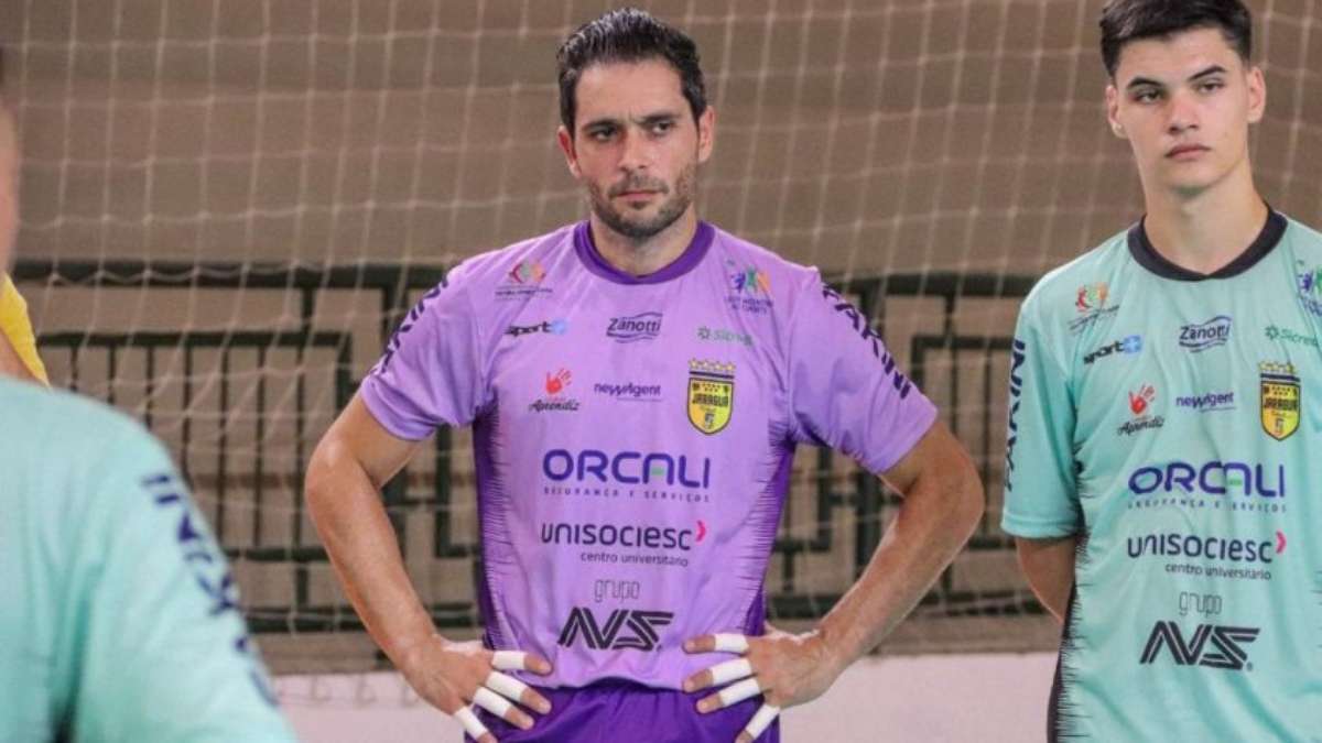 Goleiro de time de futsal emagrece 55 quilos em sete meses em MG