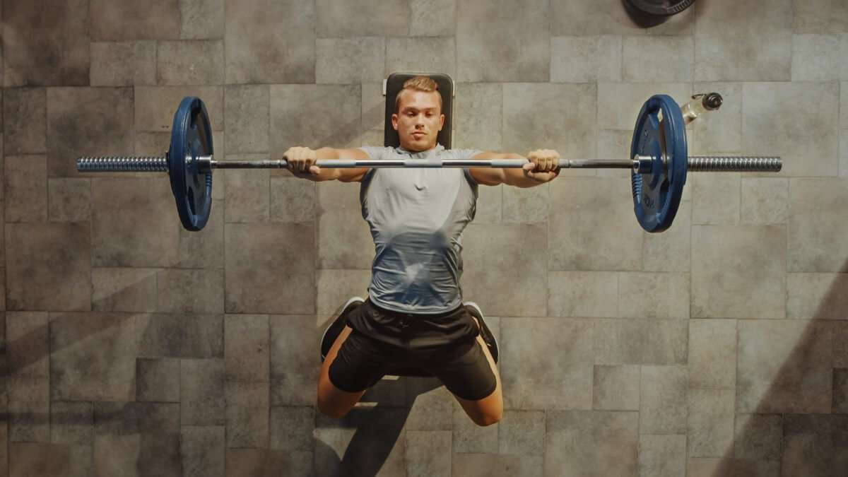 Supino declinado máquina . . . Ótimo exercício para peitoral, e