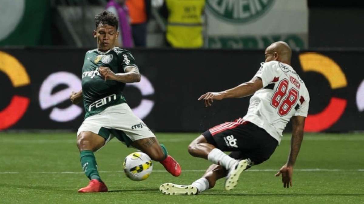 Futebol: Queda do nível técnico está relacionada com excesso de jogos