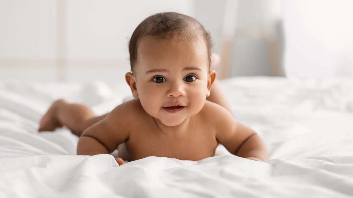 Aprenda como praticar o Tummy Time com o seu bebê - Blog da Aurora