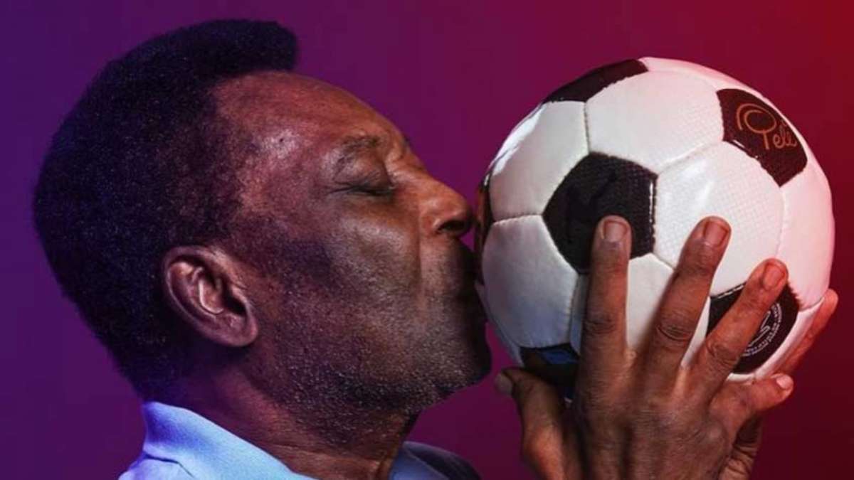 Títulos, gols, cinema, música e mais: a vida e a obra de Pelé, o Rei do  Futebol - Lance!