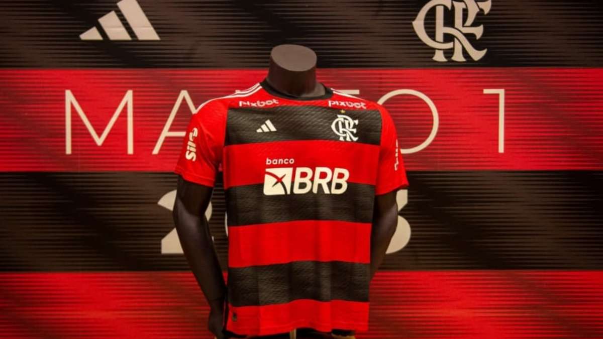 Venda de nova terceira camisa do Flamengo começa nesta quarta