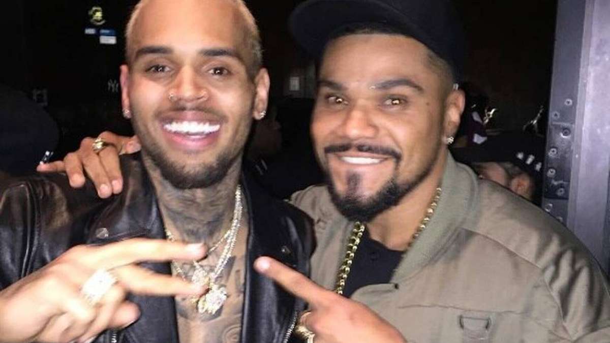 S Sia De Chris Brown Faz Convite Para Show De Naldo Benny E Web Reage Veja