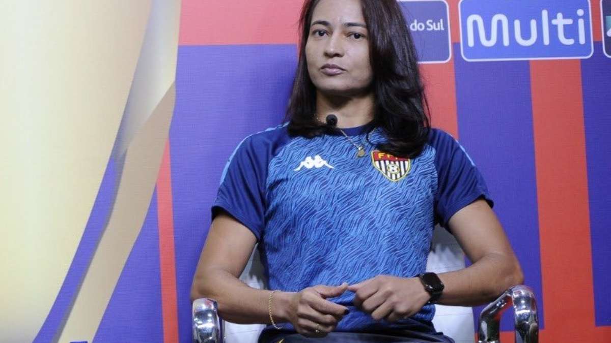 Edina será la primera mujer en arbitrar una final del Paulistão: «Merecemos este espacio»