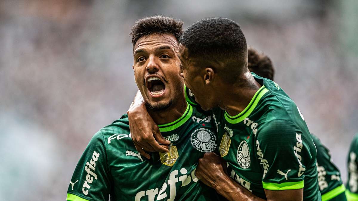 Corinthians atropela o Palmeiras e chega à sexta final consecutiva