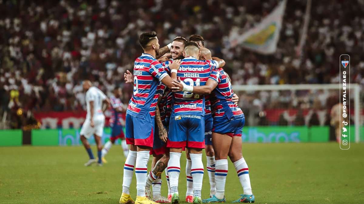 David Cruz fala em levantar a cabeça após goleada do Fortaleza