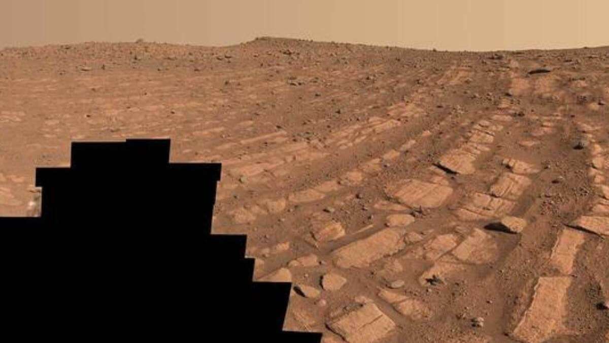 NASA discovers signs of a river on Mars and reignites theories of life on the planet