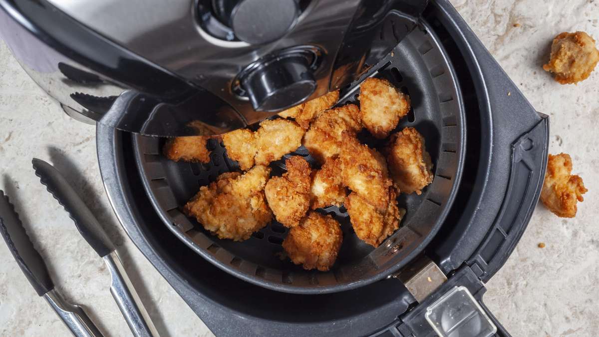 Sem segredos! Saiba como fazer a batata frita perfeita na air