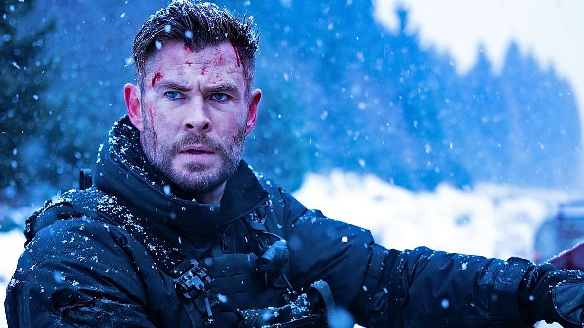 Chris Hemsworth comemora sucesso de 'Resgate', maior estreia da história da  Netflix 