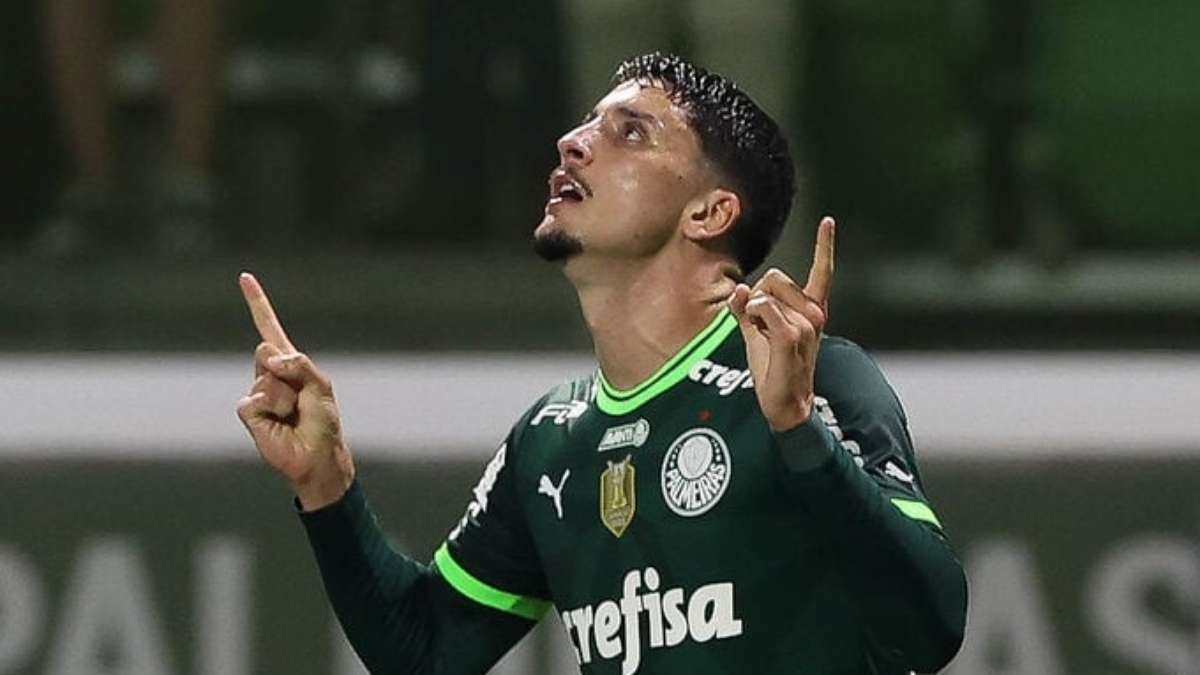 Piquerez é mais um jogador do Palmeiras convocado para a Data Fifa de junho