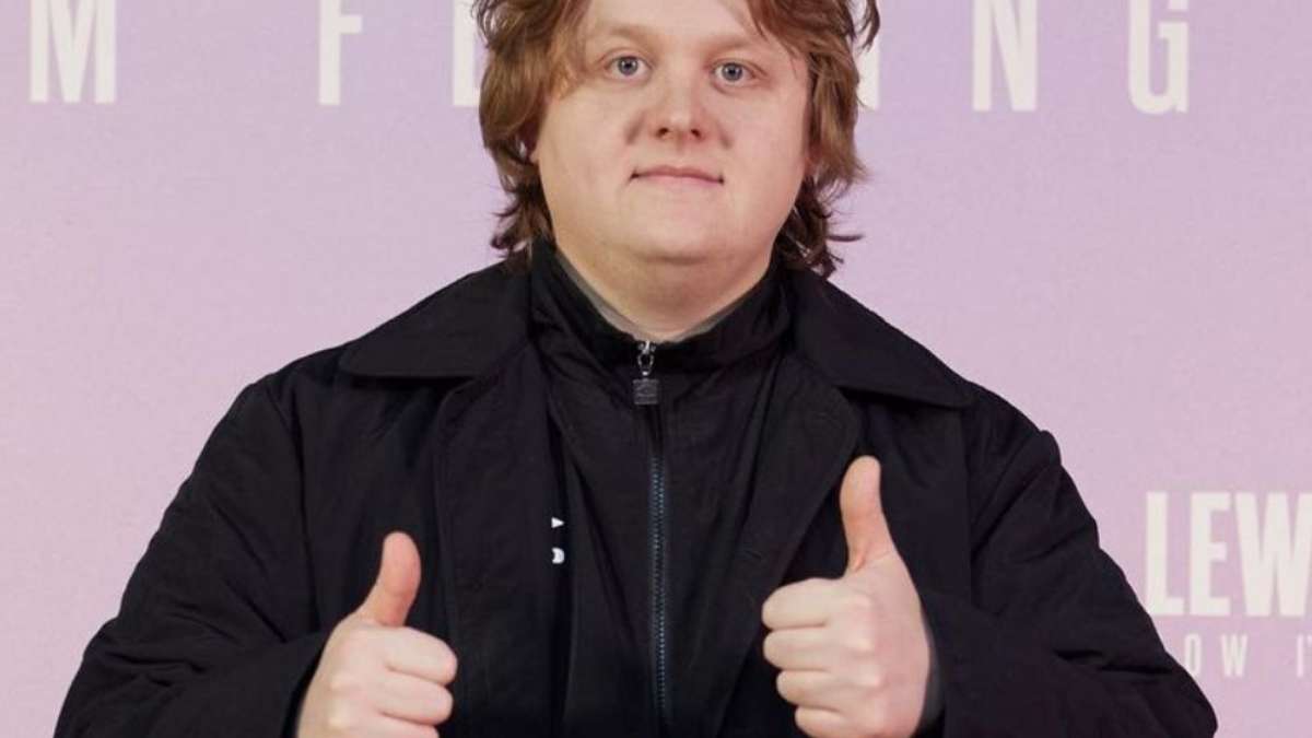 Lewis Capaldi announces he is stopping his job to treat Tourette Syndrome