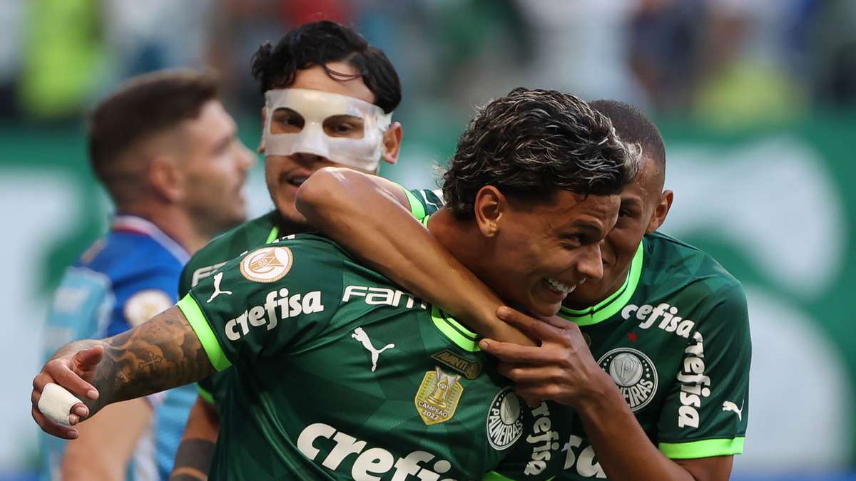 Palmeiras 3×1 Fortaleza: vitória e ufa! - 3VV