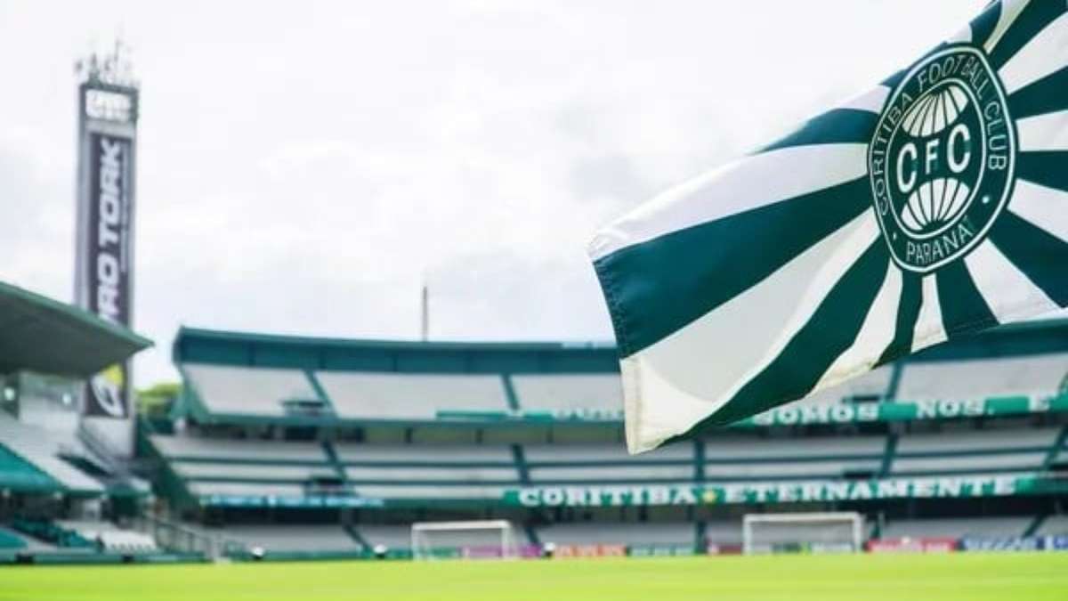 Após 18 jogos sem vencer, SAF do Coritiba anuncia novo escudo : r