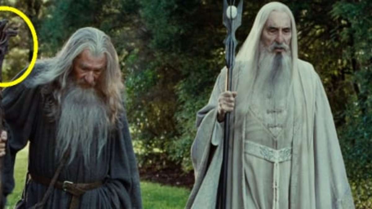 O Senhor dos Anéis - A Sociedade do Anel - Yavanna e .Dúnadan No livro,  enquanto o Gandalf se aproximava de Minas Tirith, os faróis já estavam  acesos. Gondor já havia mandado