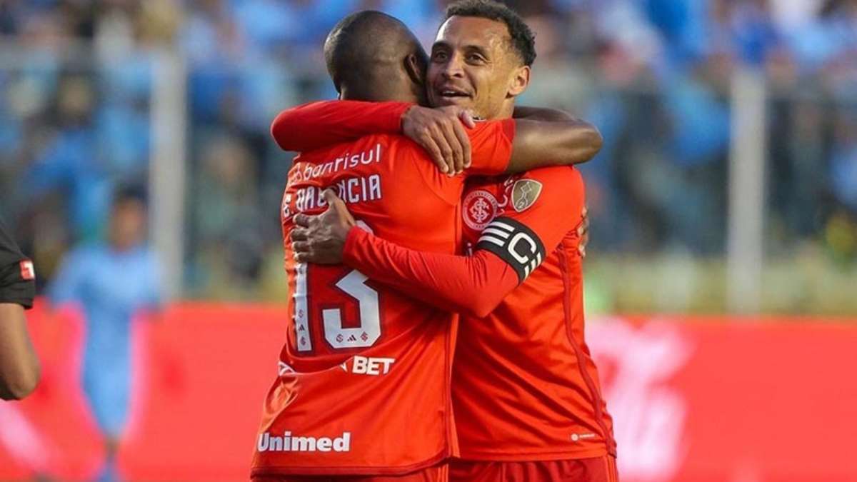 Com 15 gols na temporada, atacante chileno é a principal esperança do  Bolívar contra o Inter - RDCTV - Rede Digital de Comunicação