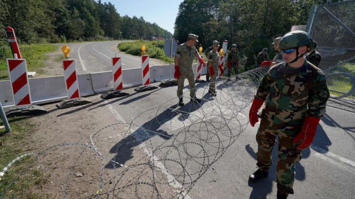 Polonia y los países bálticos cerrarán sus fronteras con Bielorrusia en caso de un «incidente grave».