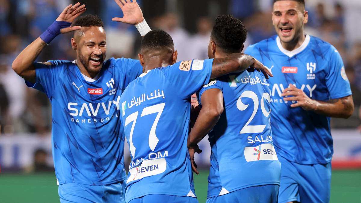 Estreia de Neymar no Al-Hilal eleva n&iacute;vel do futebol saudita com menos de 4  minutos em campo