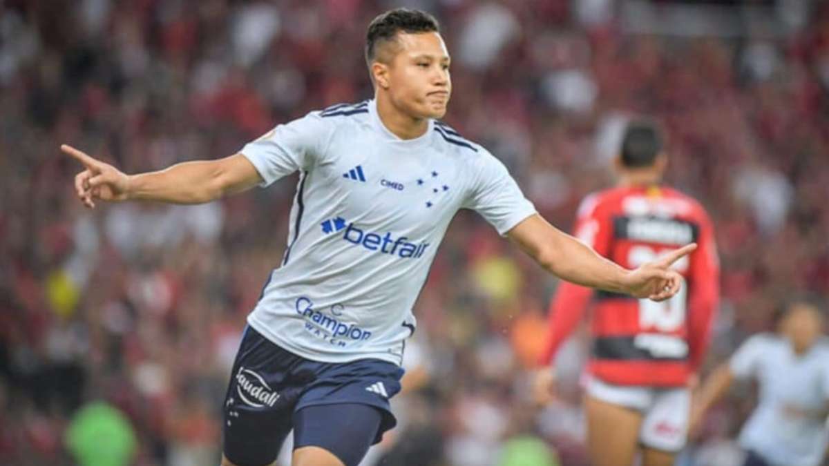 Marlon desabafa após empate do Cruzeiro contra o América-MG: 'Desempenho  está sendo patético