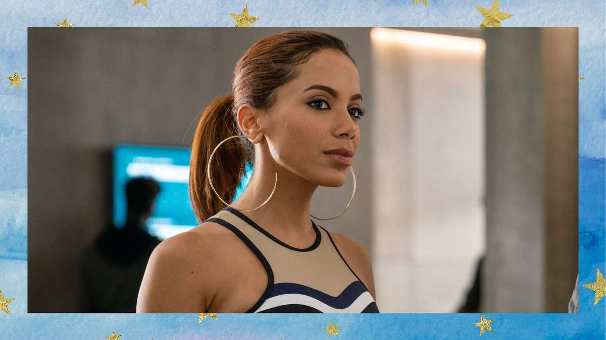 Anitta 'destrói' na atuação em 'Elite': VEJA! - Flixlândia