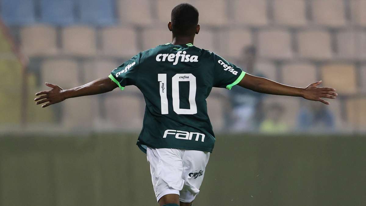 Palmeiras deve homenagear time campeão do Mundial sub-17 na 4ª