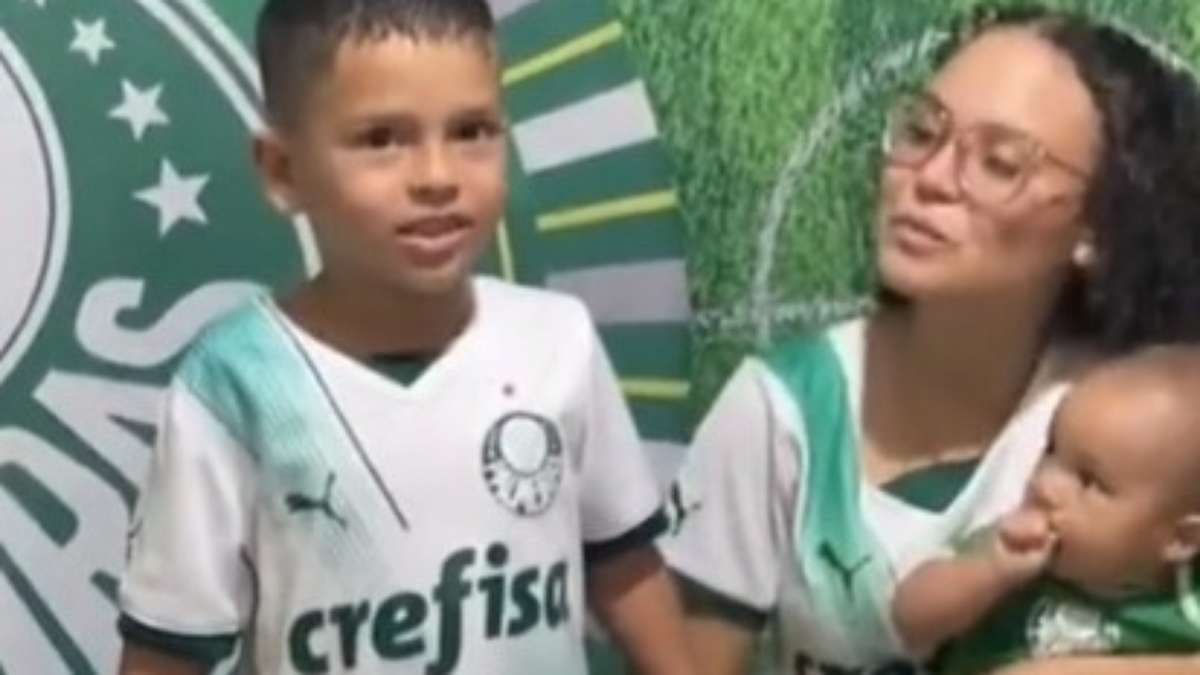 Menino chora após tia dizer que Palmeiras não tem Mundial