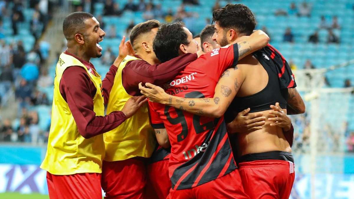 Atlhetico-PR x Vasco: veja onde assistir ao vivo, horário e escalações