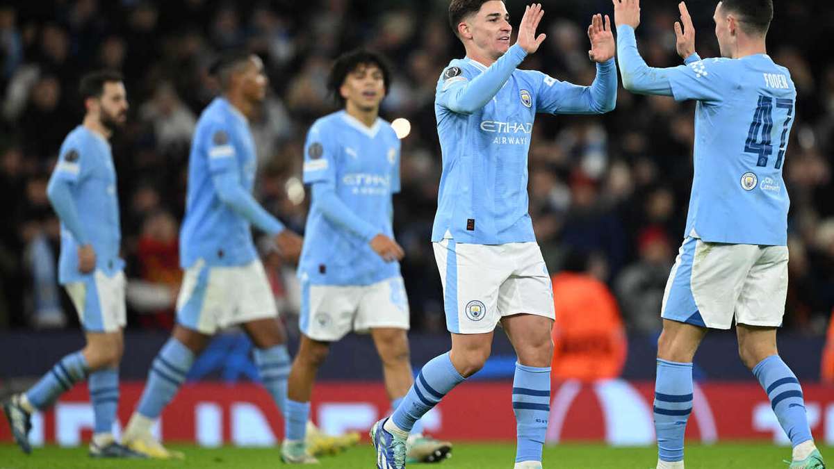 Manchester City, já classificado, vence mais uma na ChampionsJogada 10