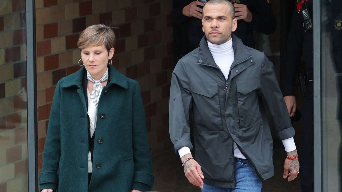 Daniel Alves Provisional Release: Lawyer Reveals Estimated Time Out of Prison Until 2022