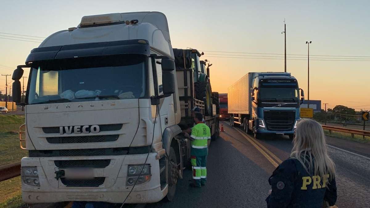 Pane Mecânica Em Carreta Causa Congestionamento Na Br 277 Em Cascavel 1273