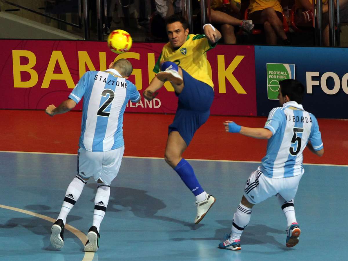 Falcão é eleito melhor jogador de futsal do mundo pela 5ª vez