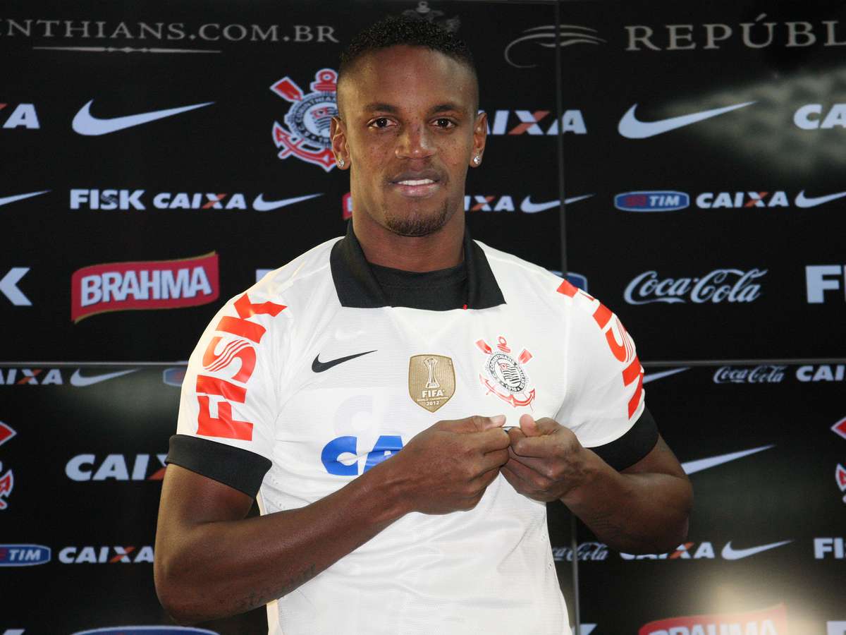 O jogador que recusou Corinthians para assinar com time da segunda divisão