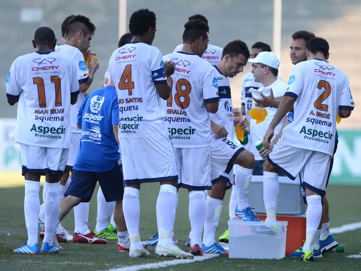 Em jogo de dois dias, São José é superado pelo Corinthians no