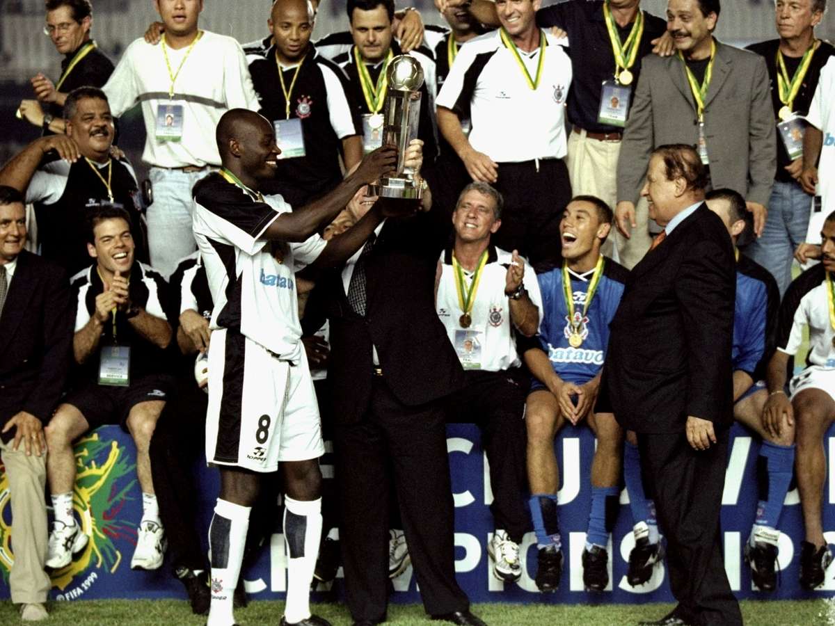 Mundial de 2000, iniciado há 20 anos e vencido pelo Corinthians, ainda gera  polêmica