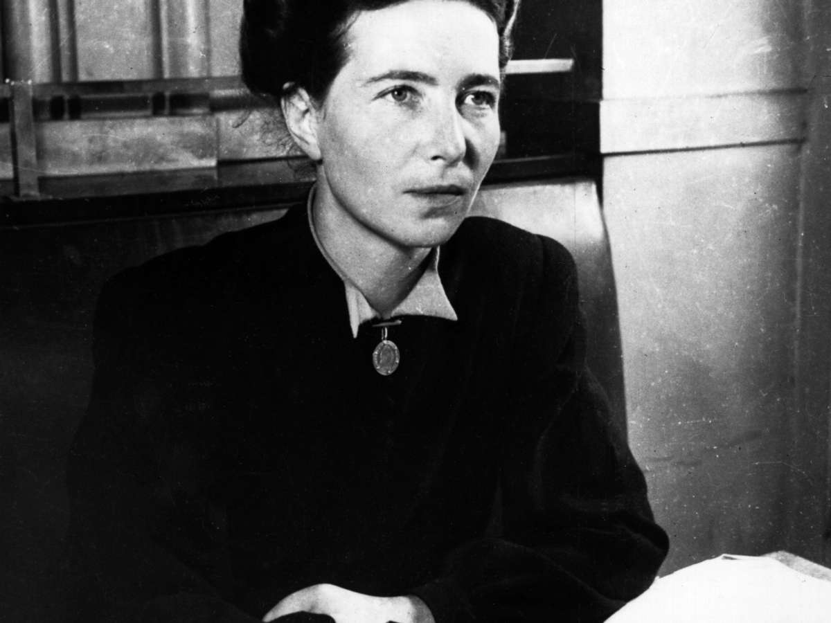 Conheça a vida da filósofa Simone de Beauvoir