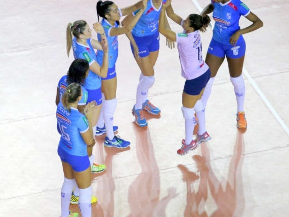 Brasília Vôlei perde invencibilidade em casa na Superliga Feminina –  Esportes Brasília Notícias