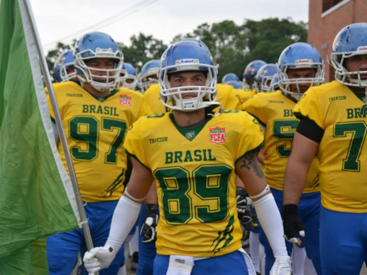 Brasil vê 'boom' de praticantes e fãs do futebol americano