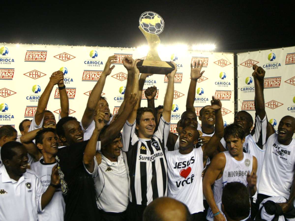 Sem jogar, Botafogo aumenta chance de título de 85 para 90