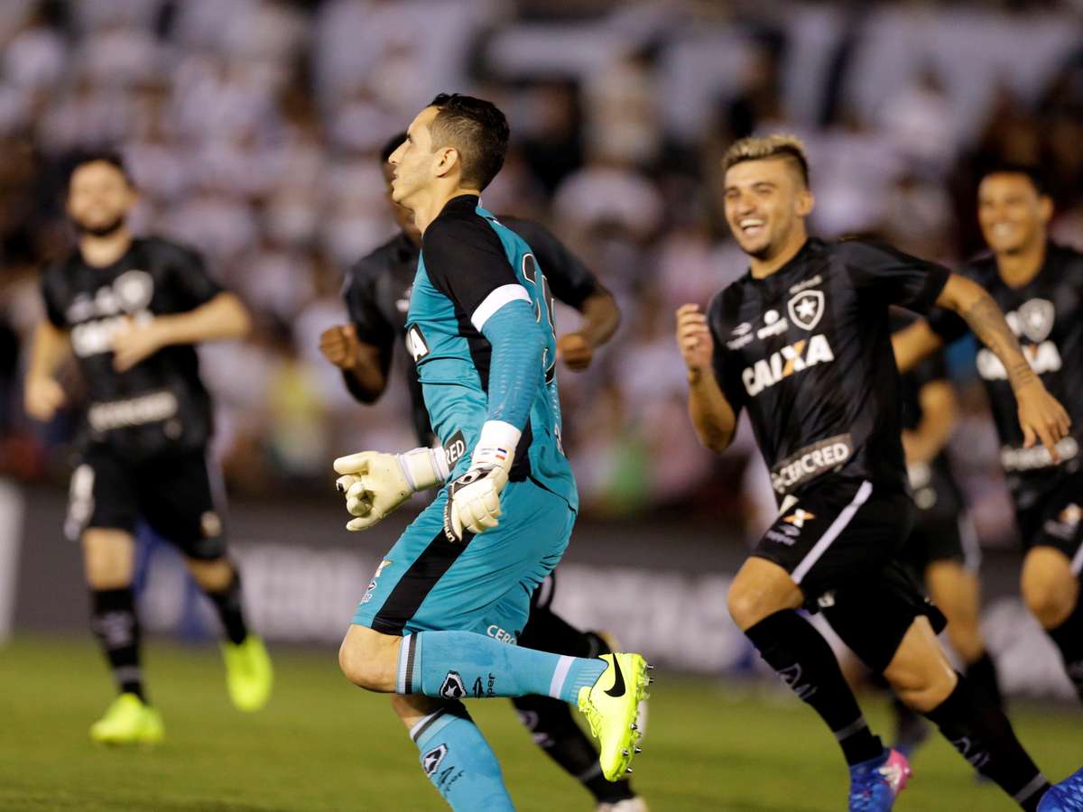 Botafogo: Gatito é o melhor nos pênaltis também no Brasileirão