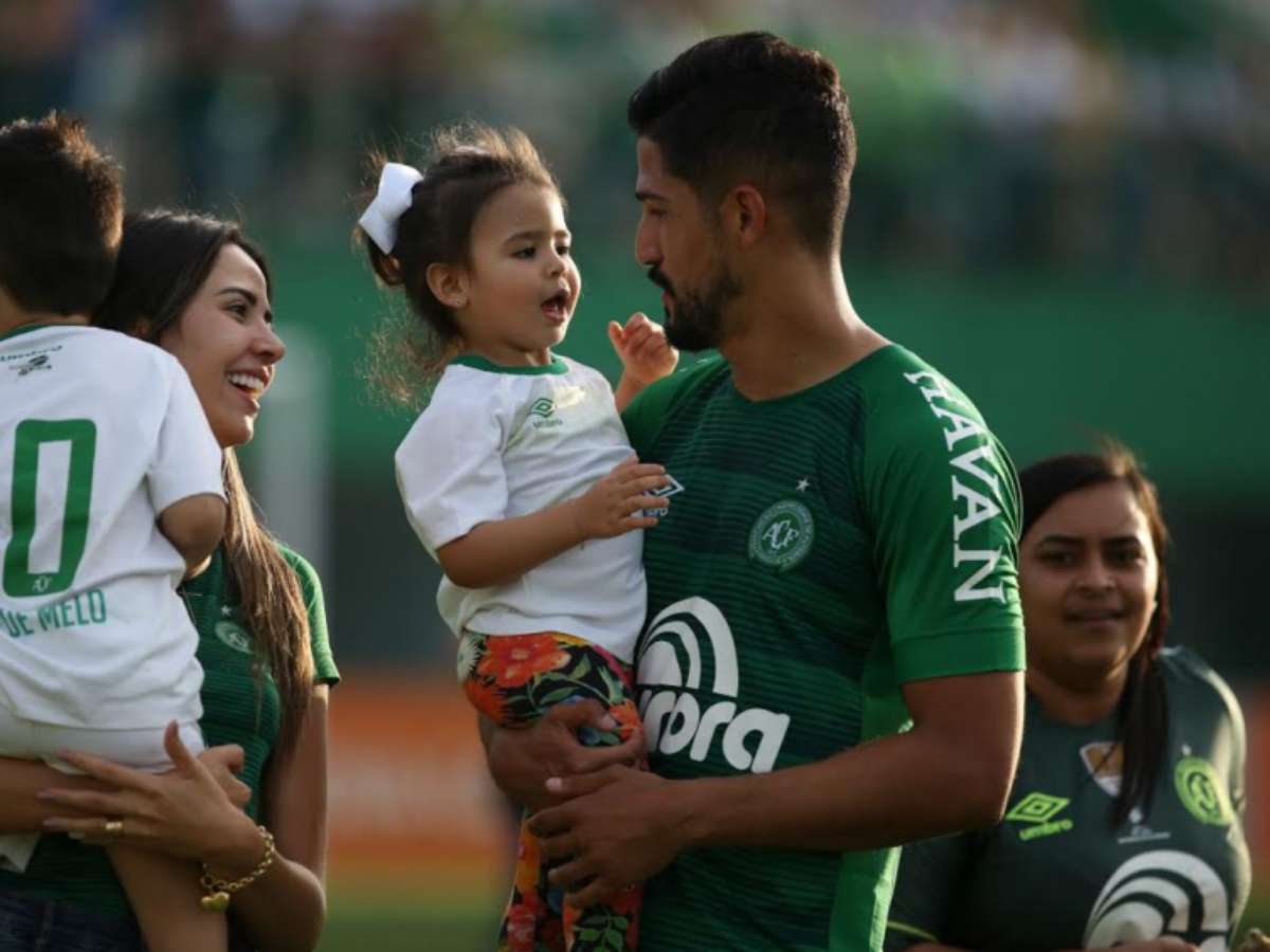 CONSEGUIMOS JUNTOS! O maior jogador de todos os tempos está ETERNIZADO